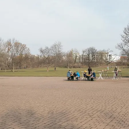 Bischof Am Alaunpark, Neustadt 公寓